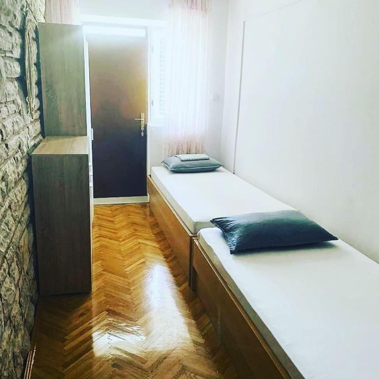 Apartment 51 Горни Карин Стая снимка