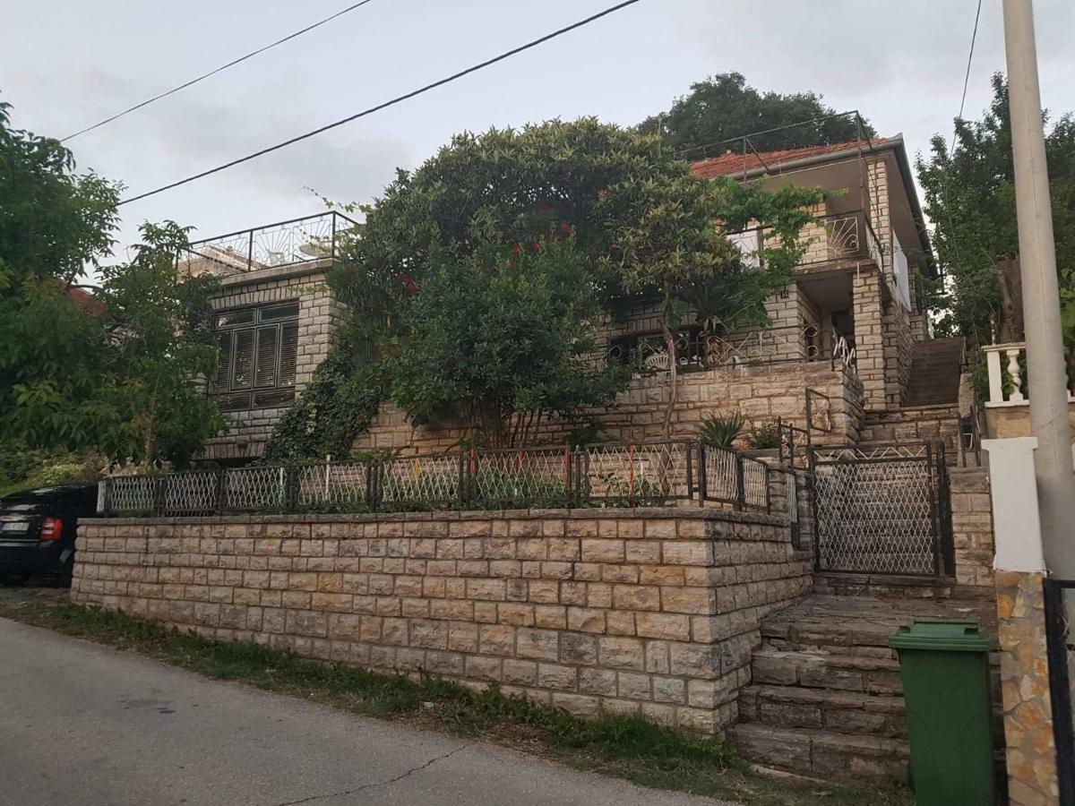 Apartment 51 Горни Карин Екстериор снимка