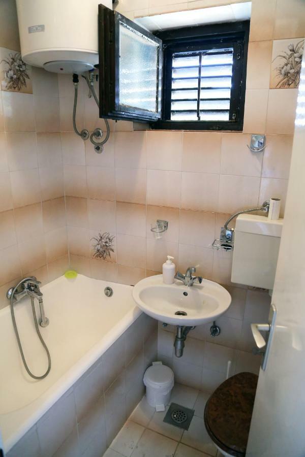 Apartment 51 Горни Карин Екстериор снимка